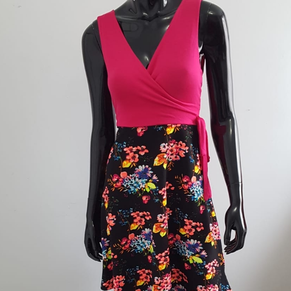 Impress Dress Size M (J)